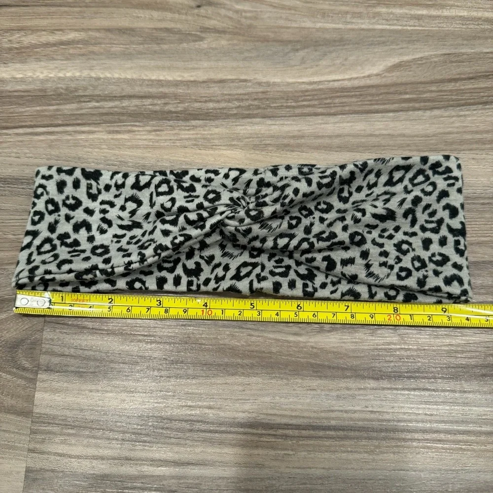 Chic Leopard Animal Print Twist Headband